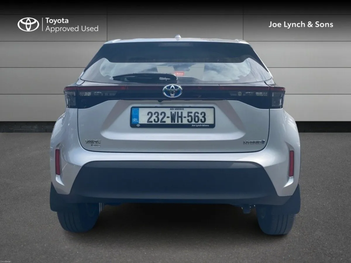 Toyota Yaris Cross YARIS CROSS LUNA - Image 4