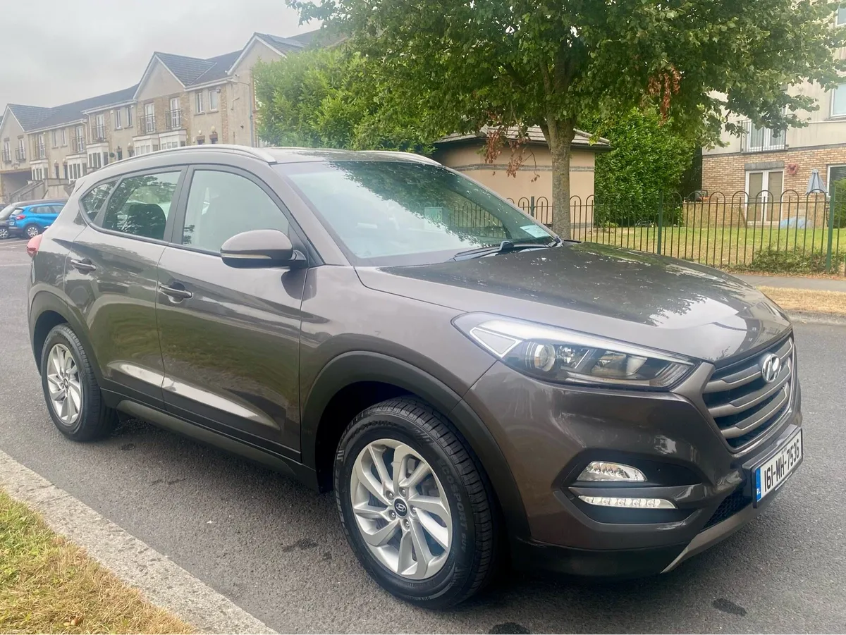 Hyundai Tucson 1.7diesel,low miles,new NCT! - Image 1