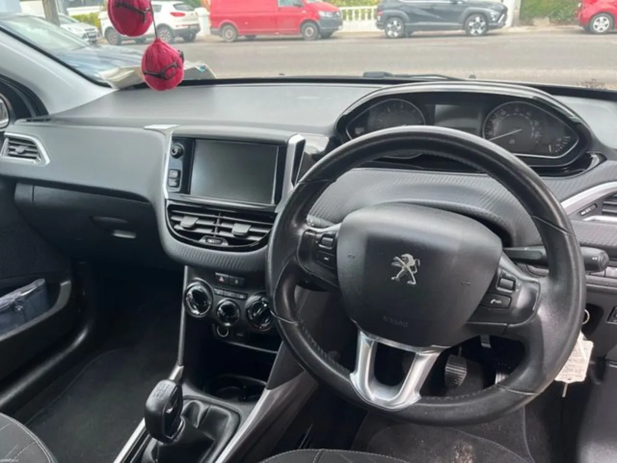 Peugeot 2008 1.6blue HDI (100) Active 5DR - Image 6