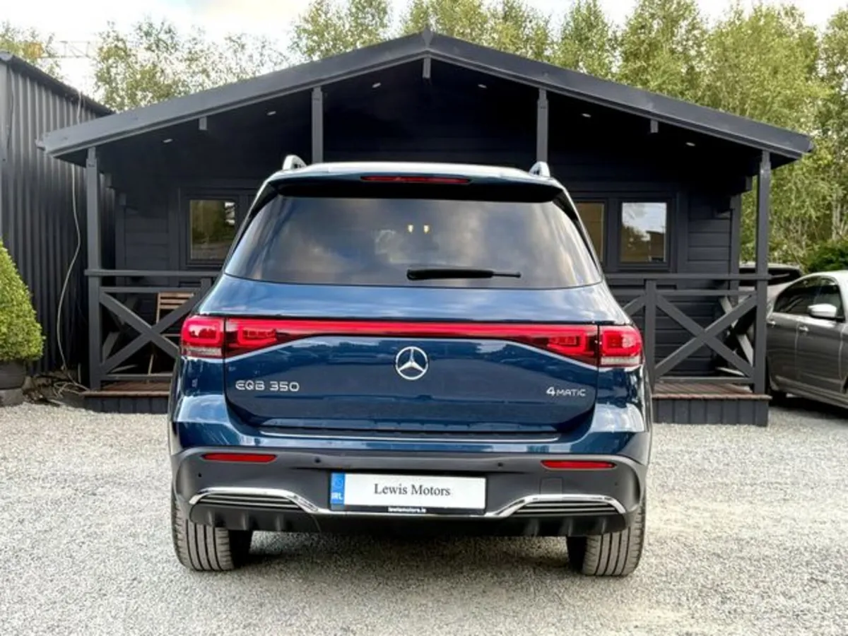Mercedes-Benz EQB EQB 350 4MATIC AMG LINE - Image 5