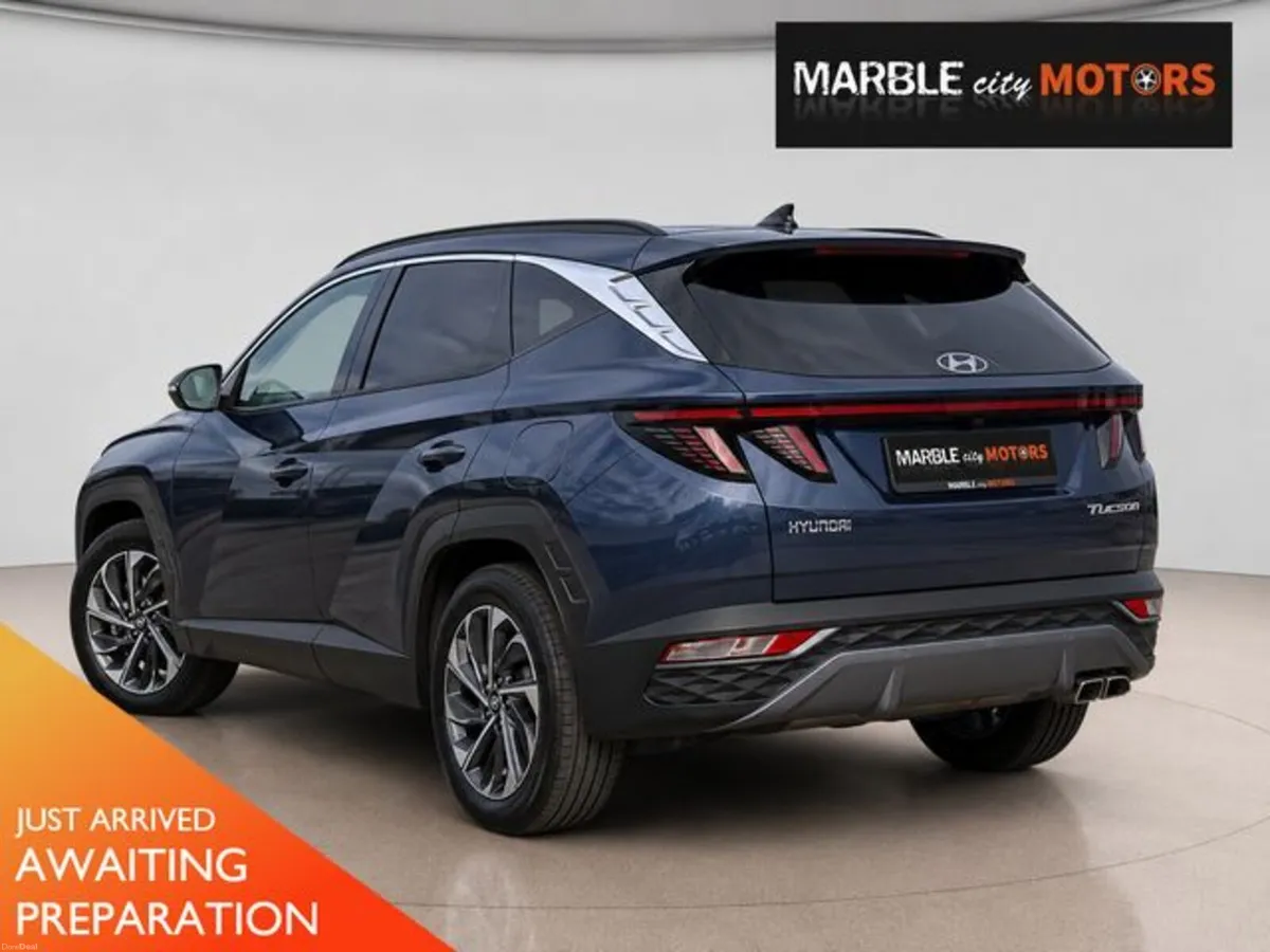 Hyundai Tucson ix35 Executive Plus Diesel 5DR - Image 3