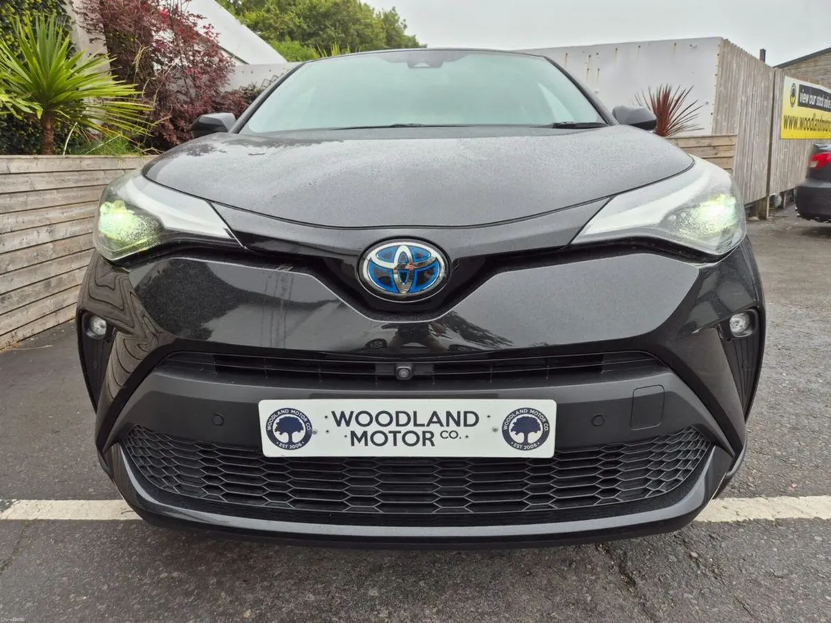 Toyota C-HR 1.8 HYBRID / G-PACK NERO EDITION / TOP - Image 4