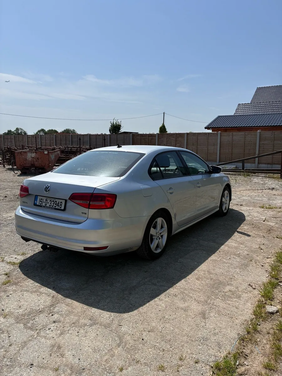 Volkswagen Jetta NCT 04/27 - Image 5
