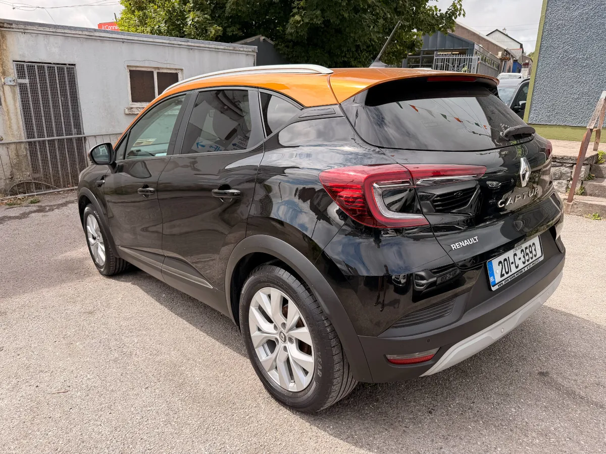 Renault Captur 2020 New shape with low milage - Image 6