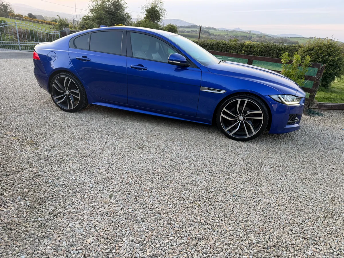 Jaguar XE 2017 20 D R sport  163 BHP - Image 6