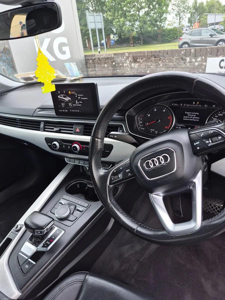 Audi A4 2017 - Image 3