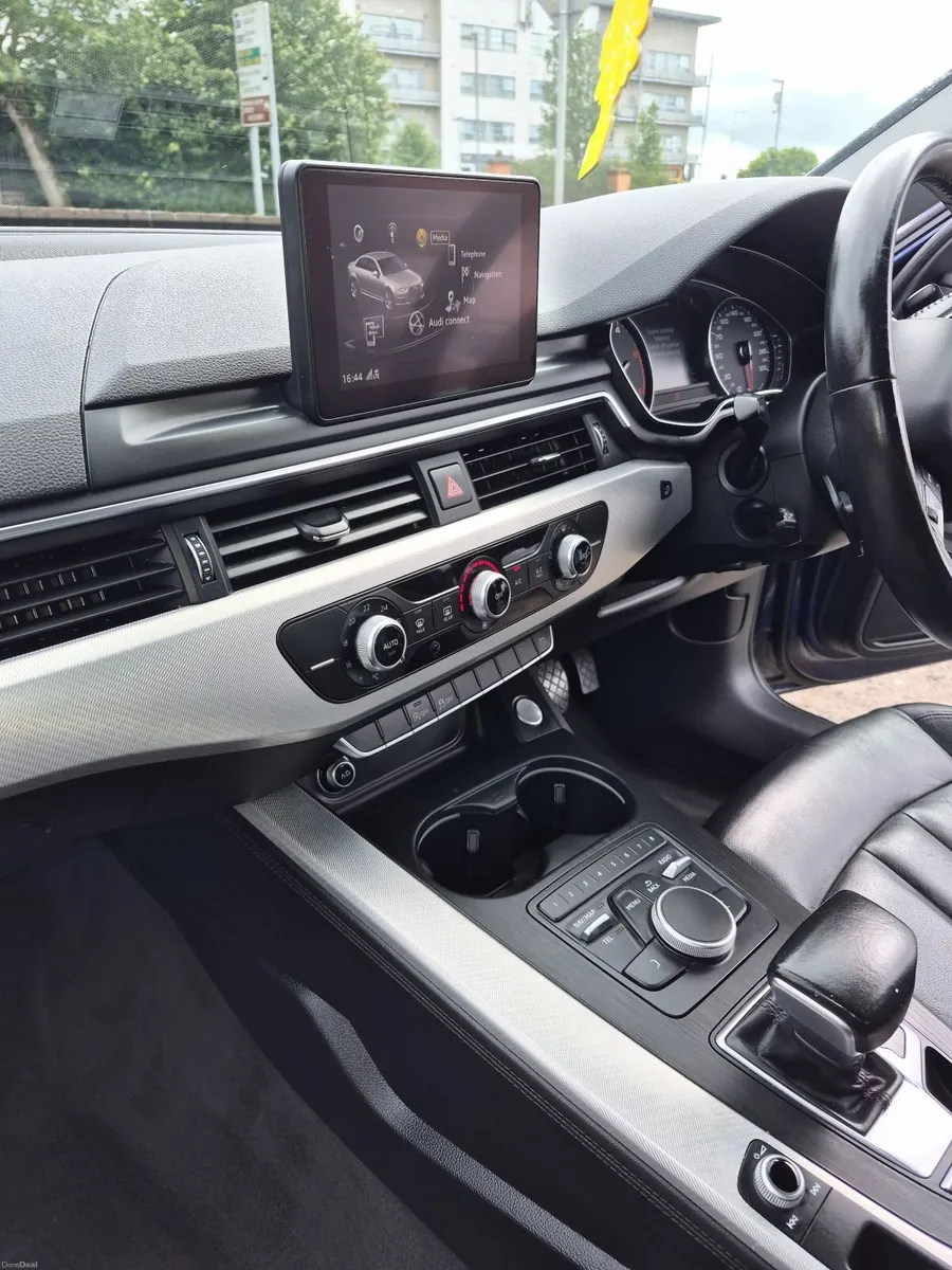 Audi A4 2017 - Image 4