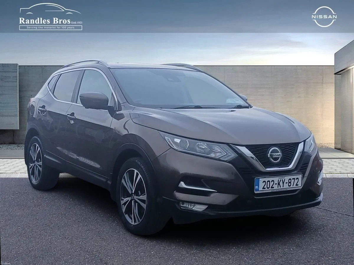 Nissan Qashqai 1.3 PET SV PREMIUM - Image 1