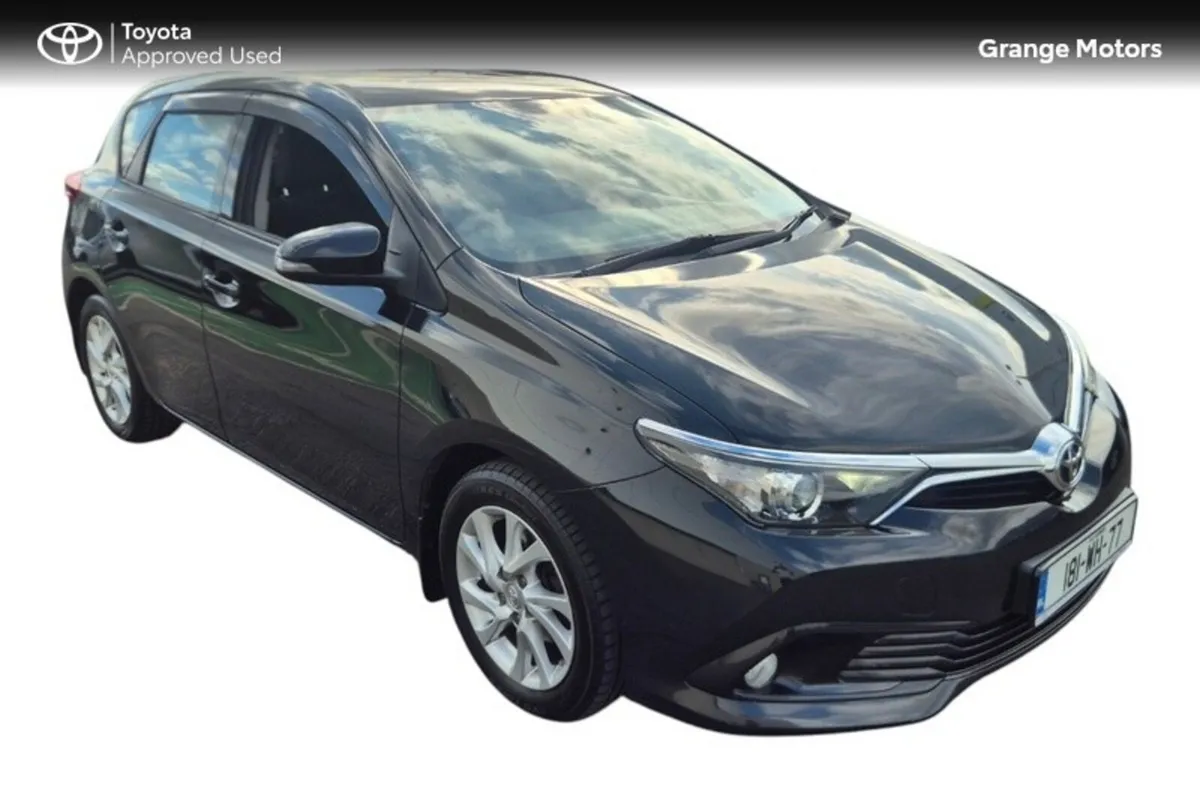 Toyota Auris 1.33 PETROL AURA 5DR - Image 1