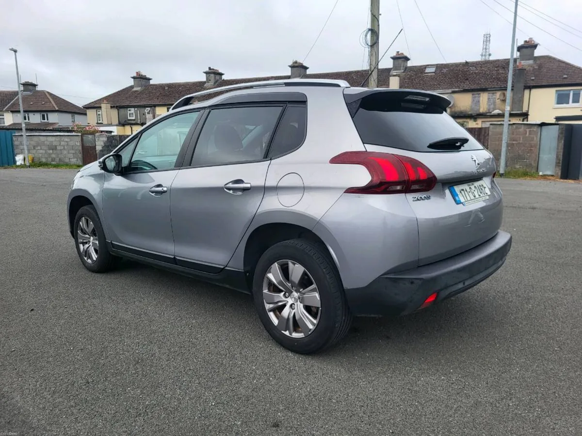 2017(171)Peugeot 2008 low kms - Image 3