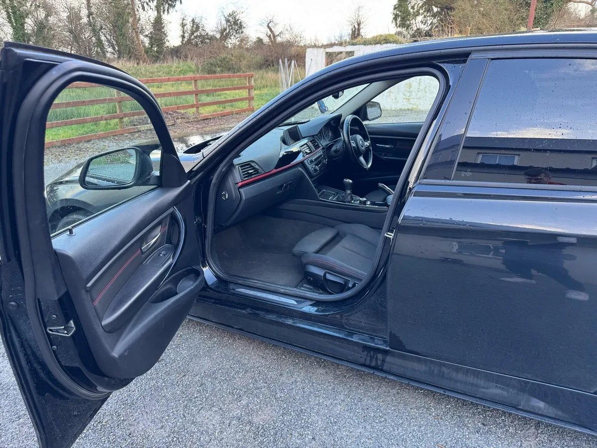 BMW F30 - Image 4