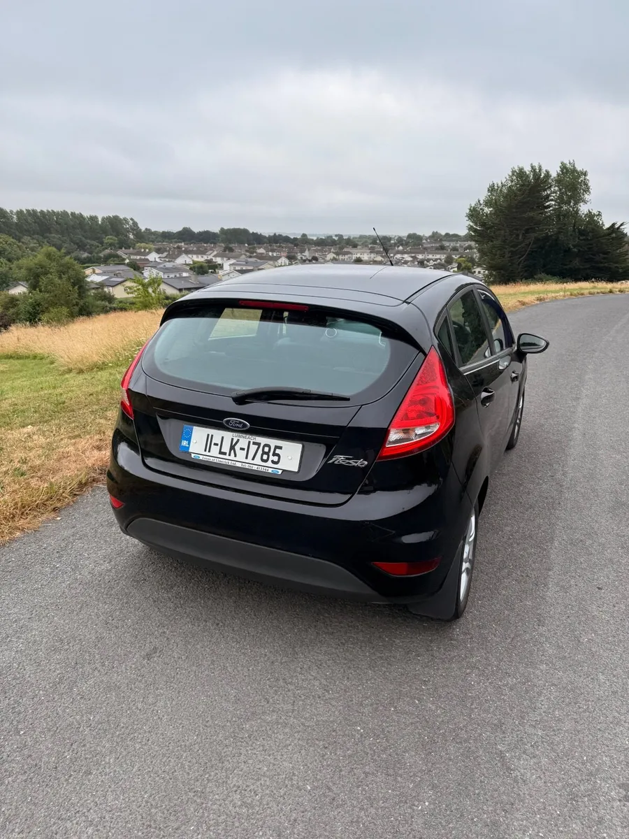 Ford Fiesta 2011 - Image 6