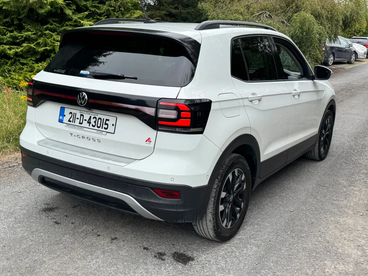 21 Volkswagen T-Cross 1.0 AUTOMATIC - Image 3