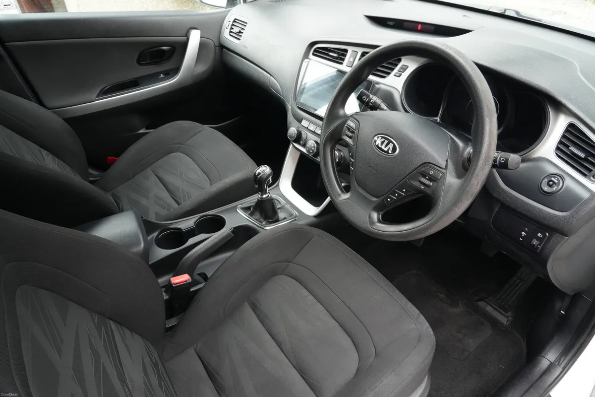 2014 Kia Ceed 1.6 Diesel Manual Estate - Image 2
