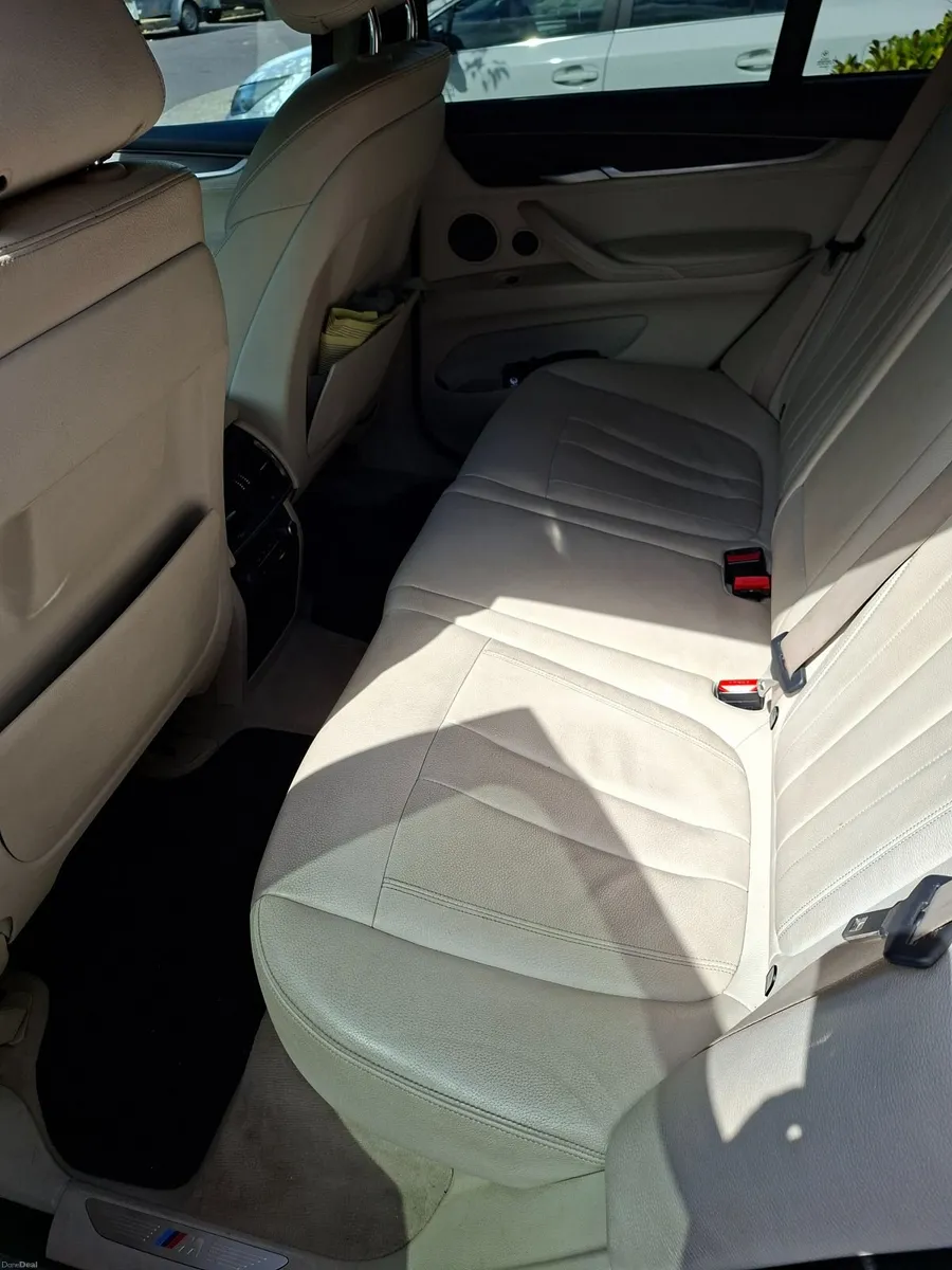 BMW X5 2015 - Image 1