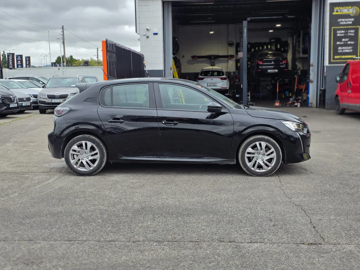 Peugeot 208 1.2 Puretech - Image 2