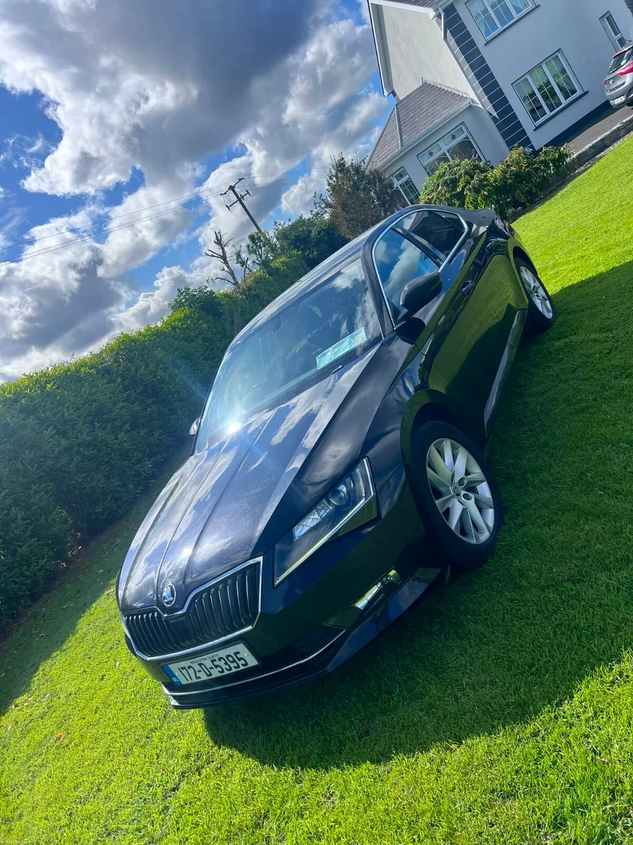 Skoda Superb 2017 - Image 3
