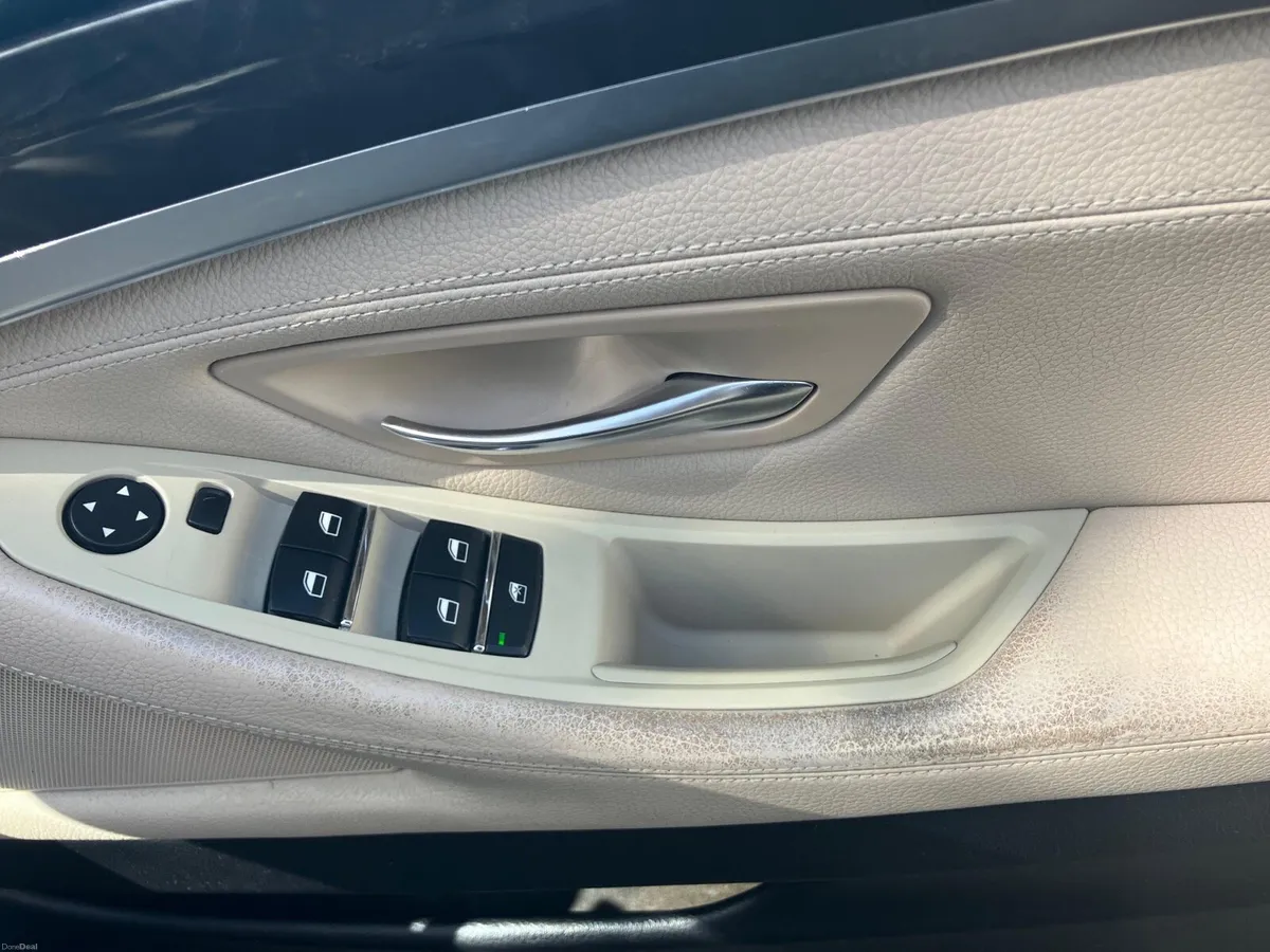 BMW 525 3L Diesel 2010 - Image 3