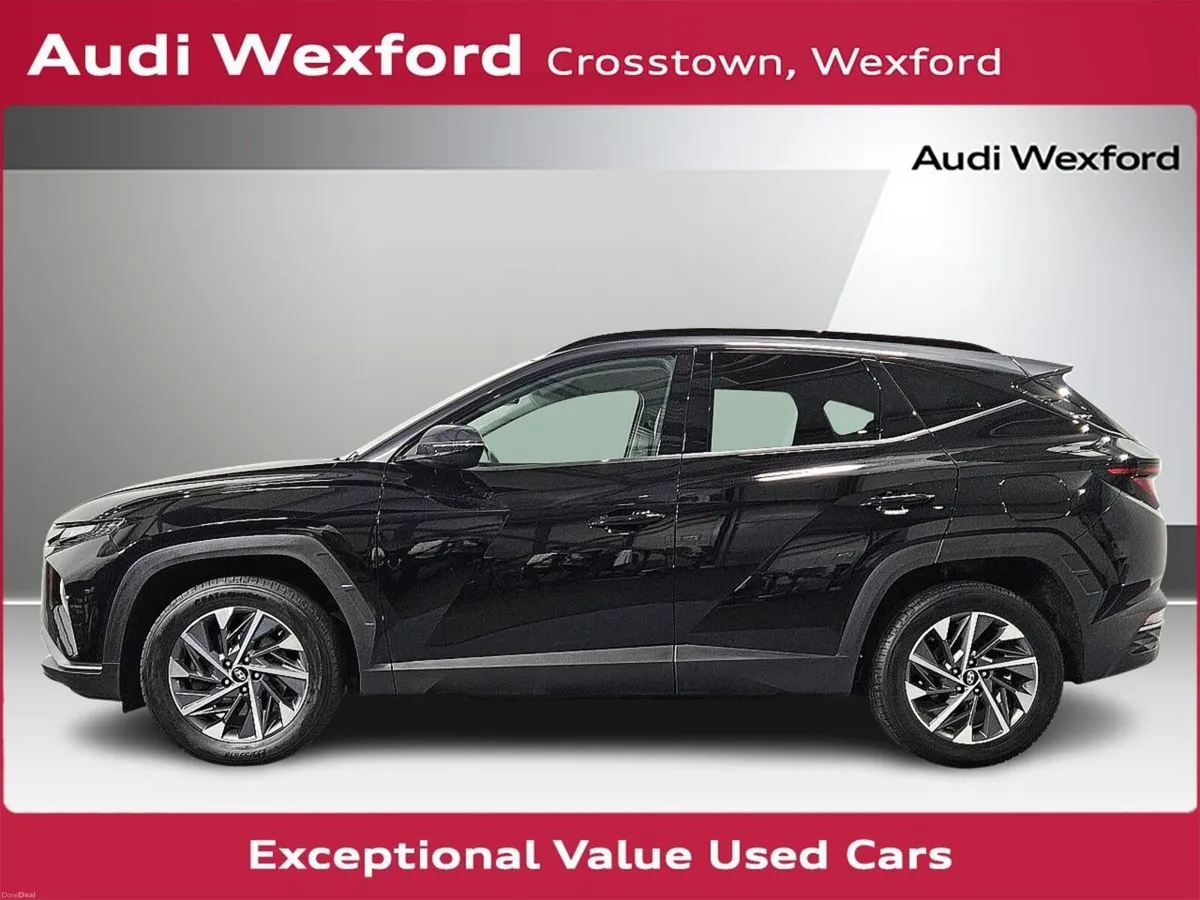 Hyundai Tucson 2WD Executive 1.6 With 2 Tone Roof - Image 4