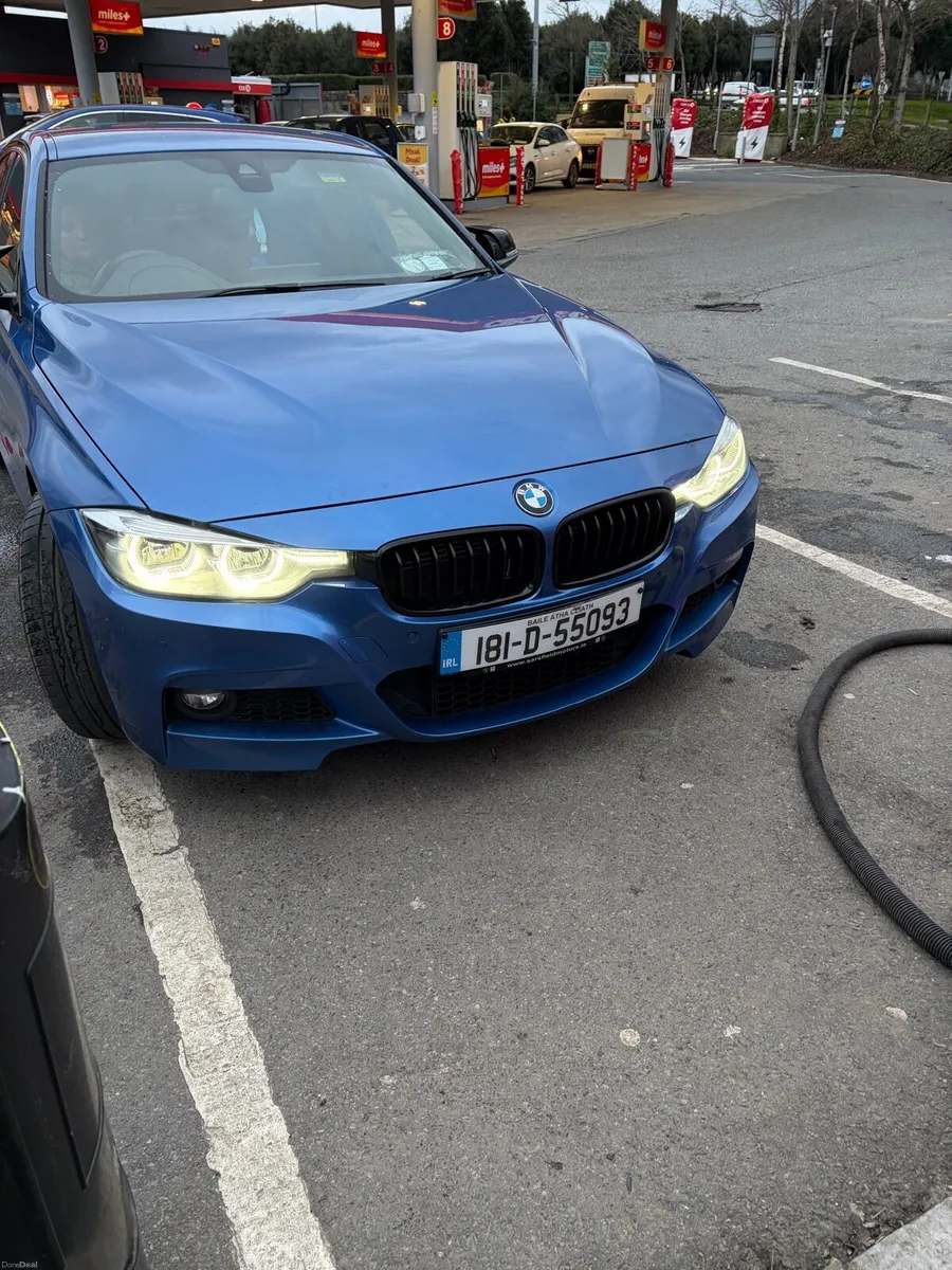 2018 BMW 330e m sport shadow edition SWAP - Image 4