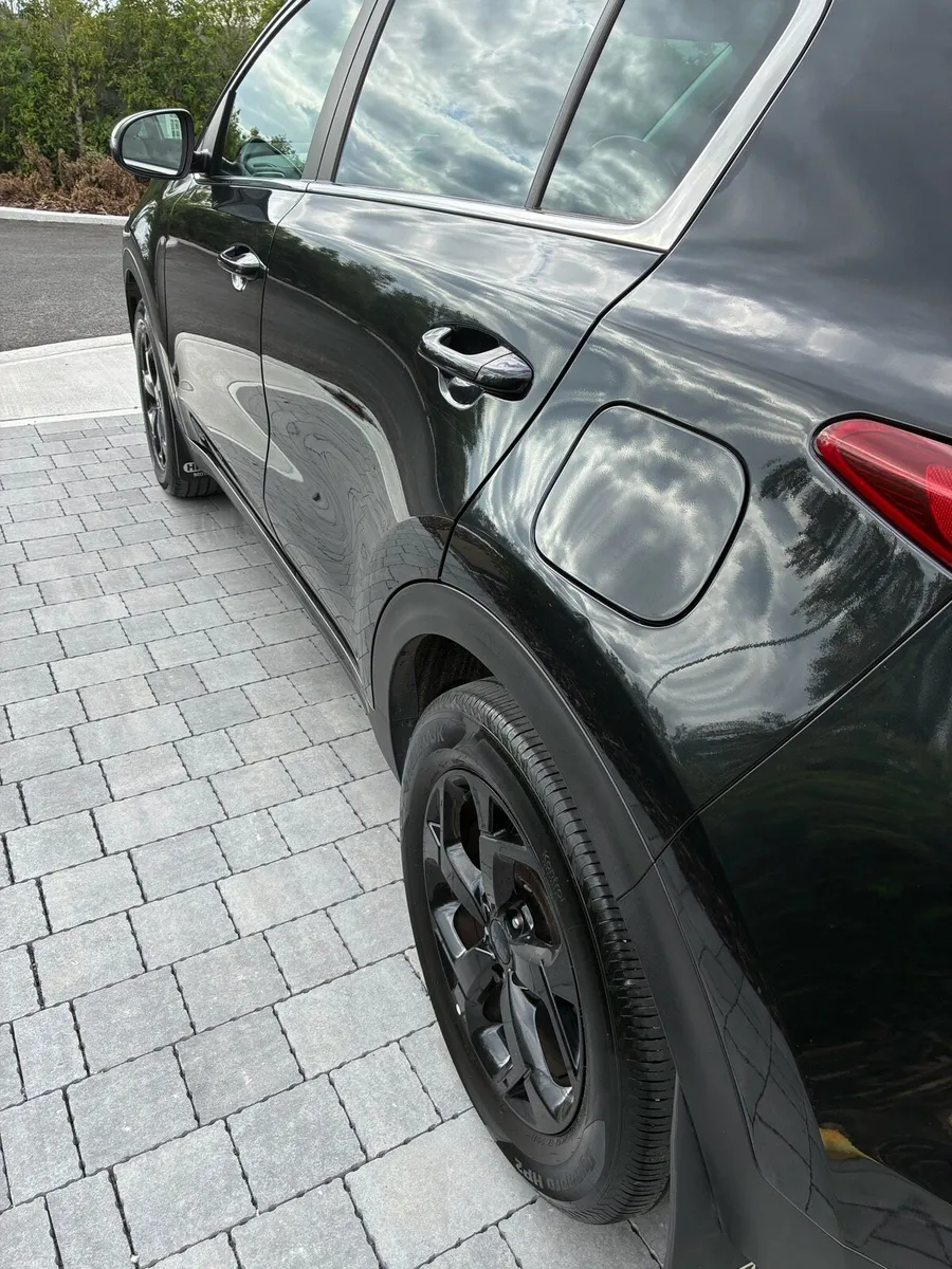 Kia Sportage 1.6 CRDI Mild Hybrid K3 Black Edition - Image 2