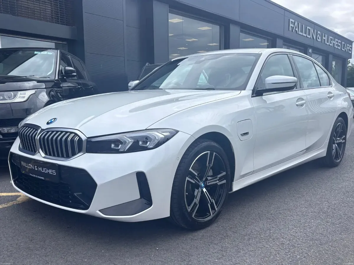 2024 BMW 3 SERIES 330E M - SPORT HYBRID - Image 6