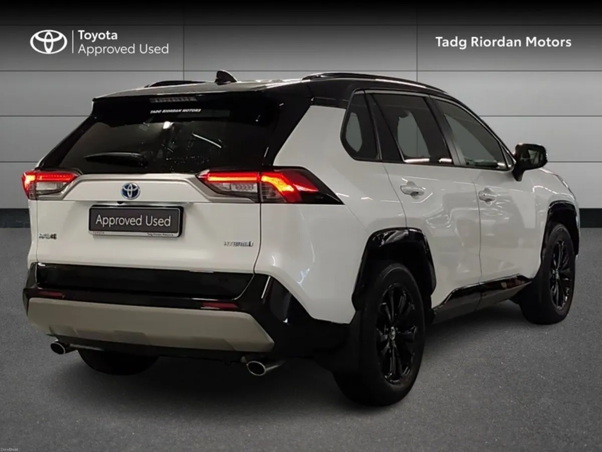 Toyota RAV4 Hybrid Sport - Image 2