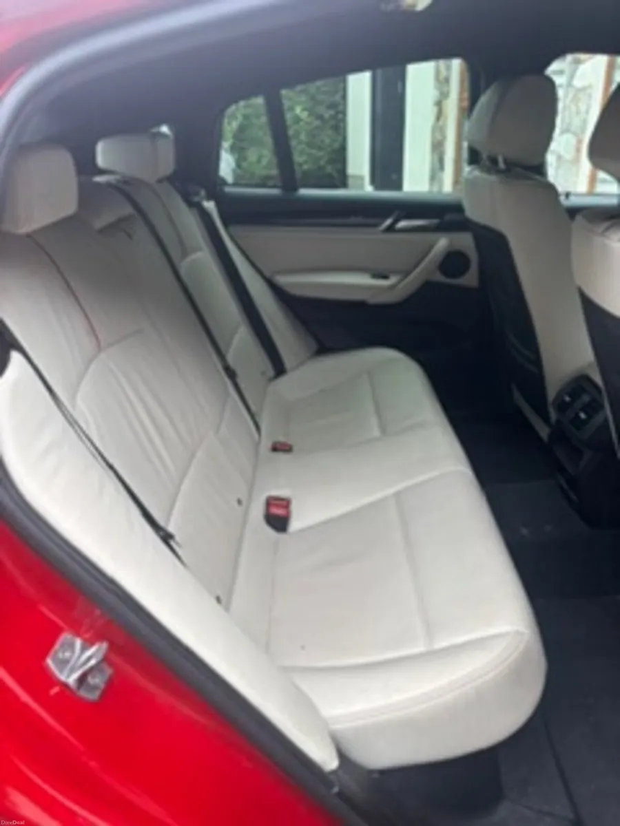 BMW X4 2016 - Image 2