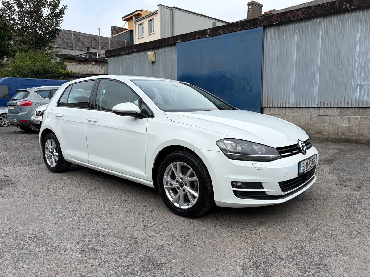 2015 WOLKSWAGEN GOLG, COMFORTLINE, AUTOMATIC - Image 1