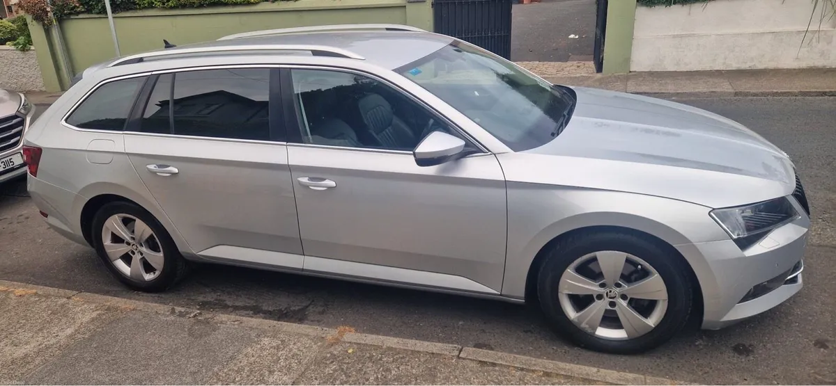Skoda superb - Image 3