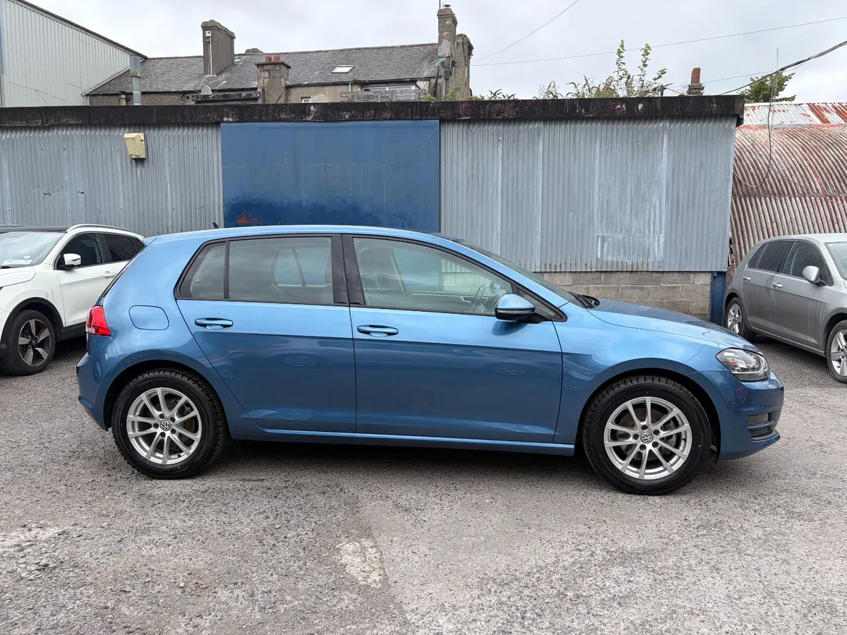 2105 VOLKSWAGEN GOLF, COMFORTLINE, AUTOMATIC - Image 2