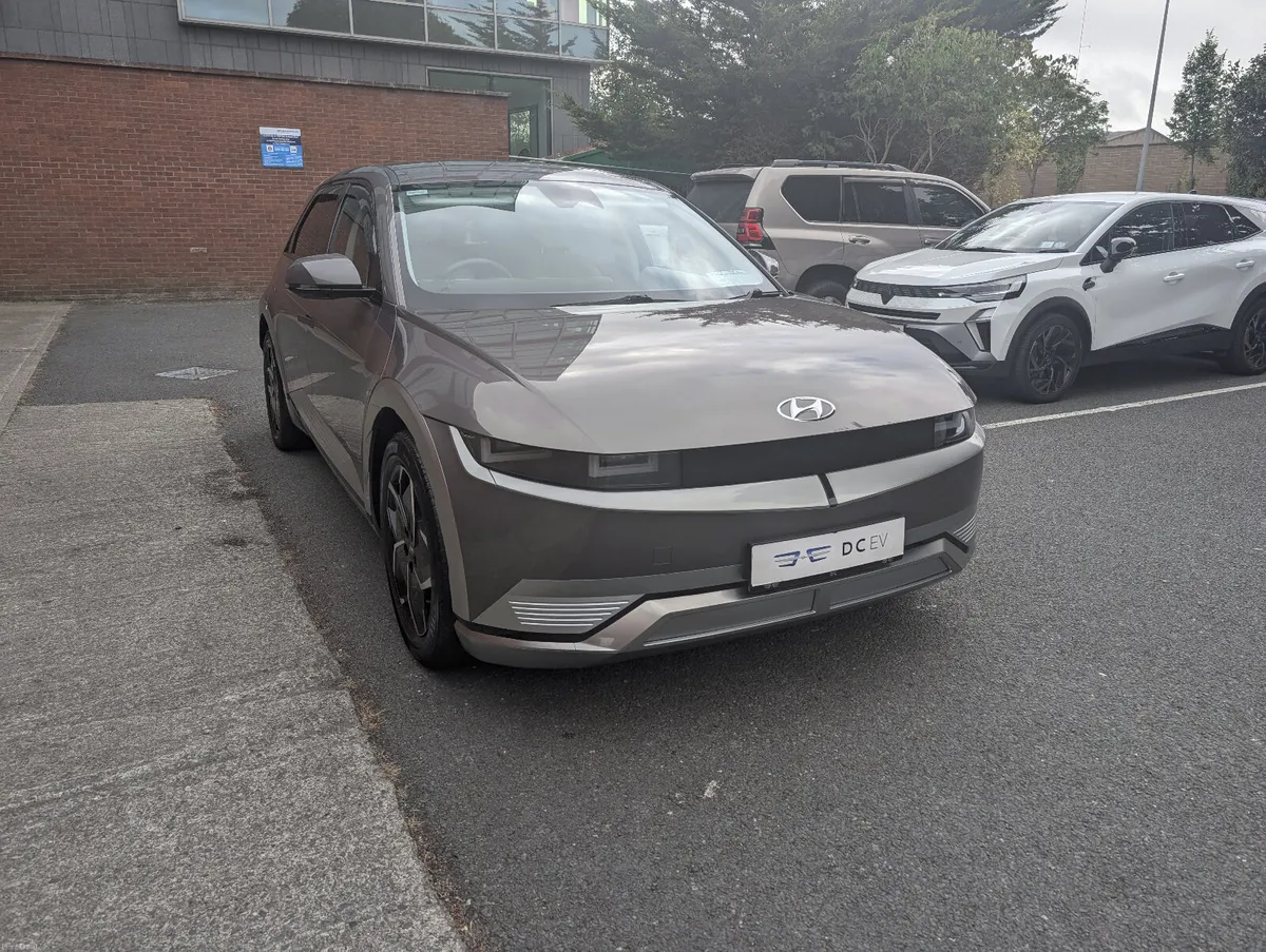 Hyundai IONIQ 5 PREMIUM 73kWh - Image 2