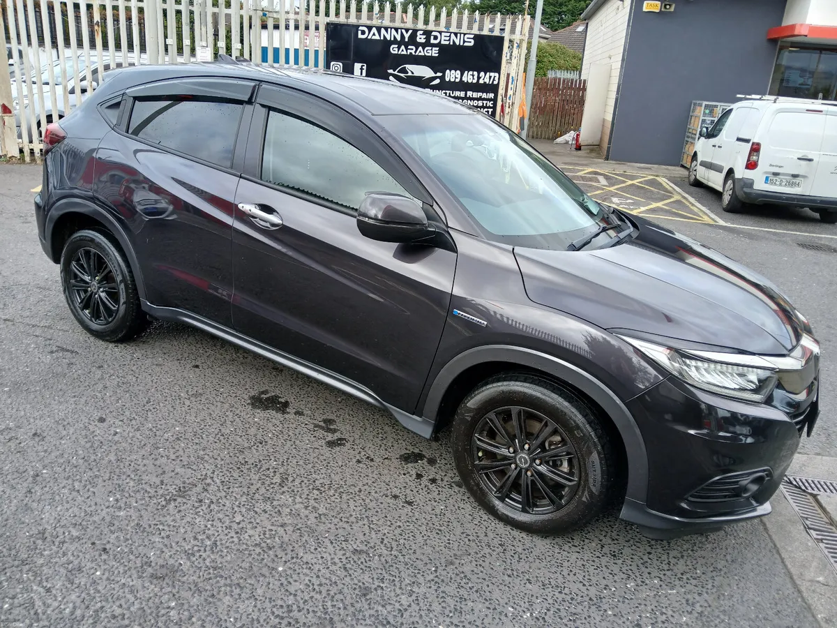 Honda Vezel 2020 low mileage tax and nct - Image 3