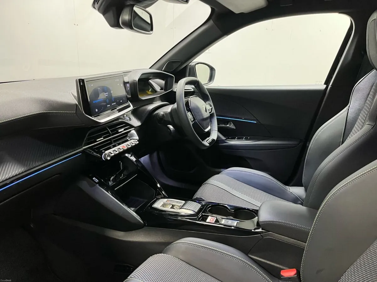 Peugeot 2008 GT EV 54kWh 156BHP - Reversing Camera - Image 6