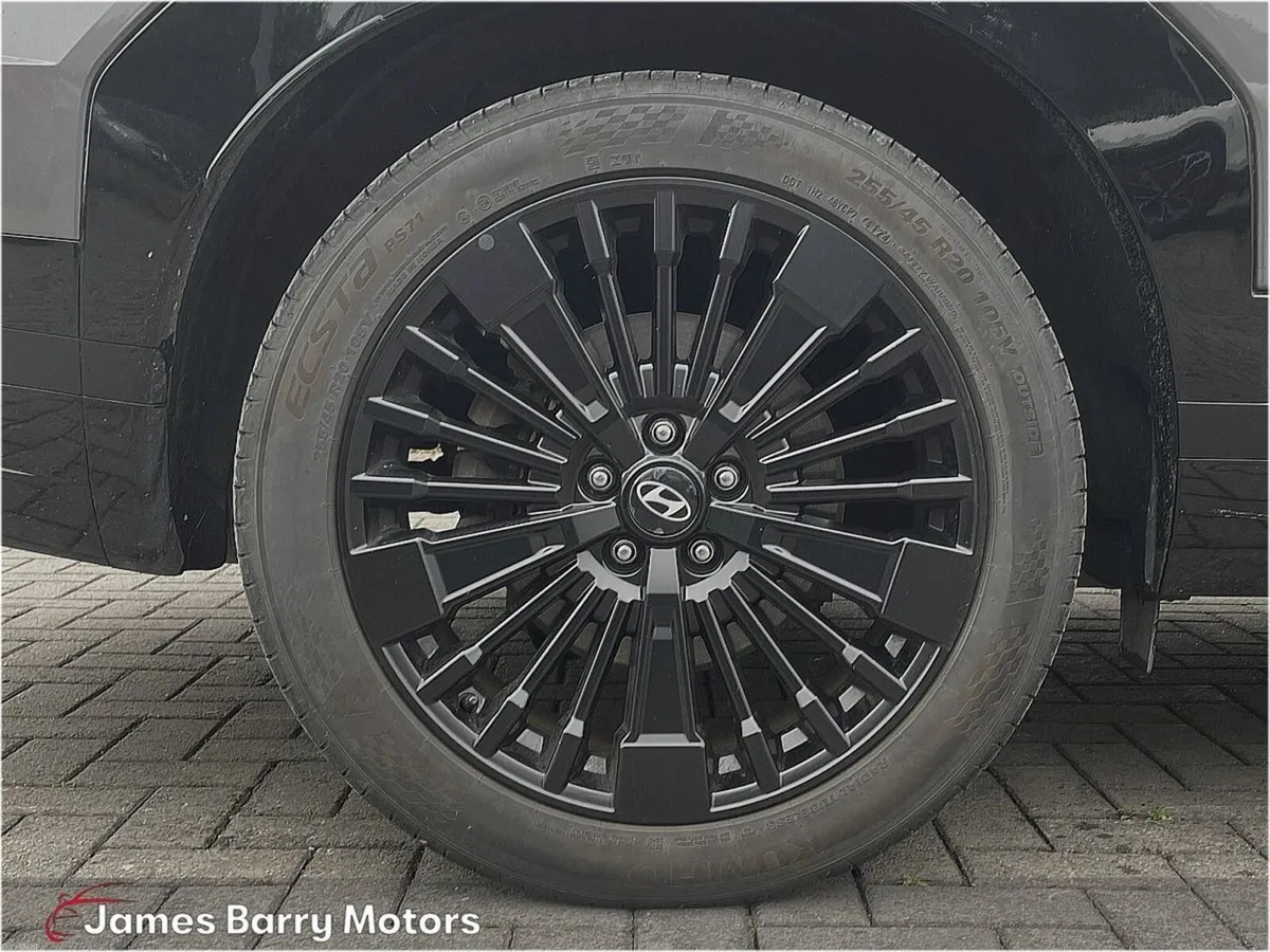 Hyundai Santa Fe 1.6 PHEV 4WD Premium - Image 6