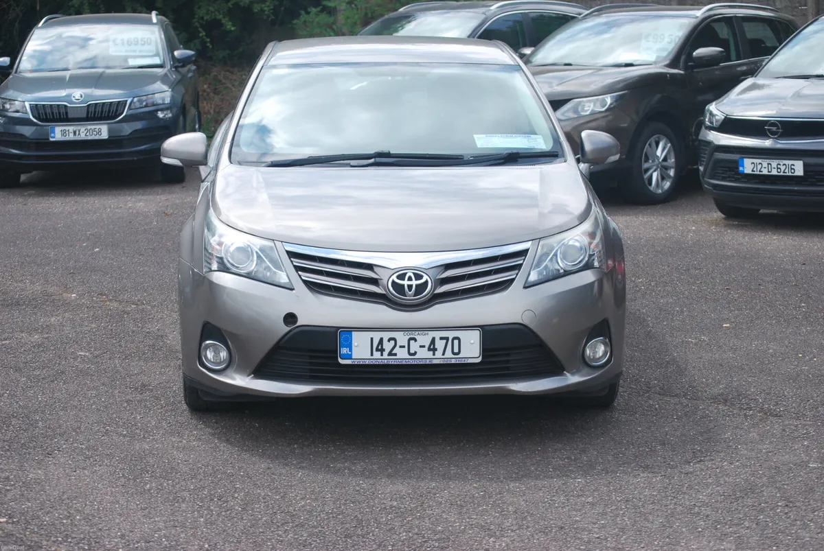 Toyota Avensis 2014 2.0 Aura - Image 2