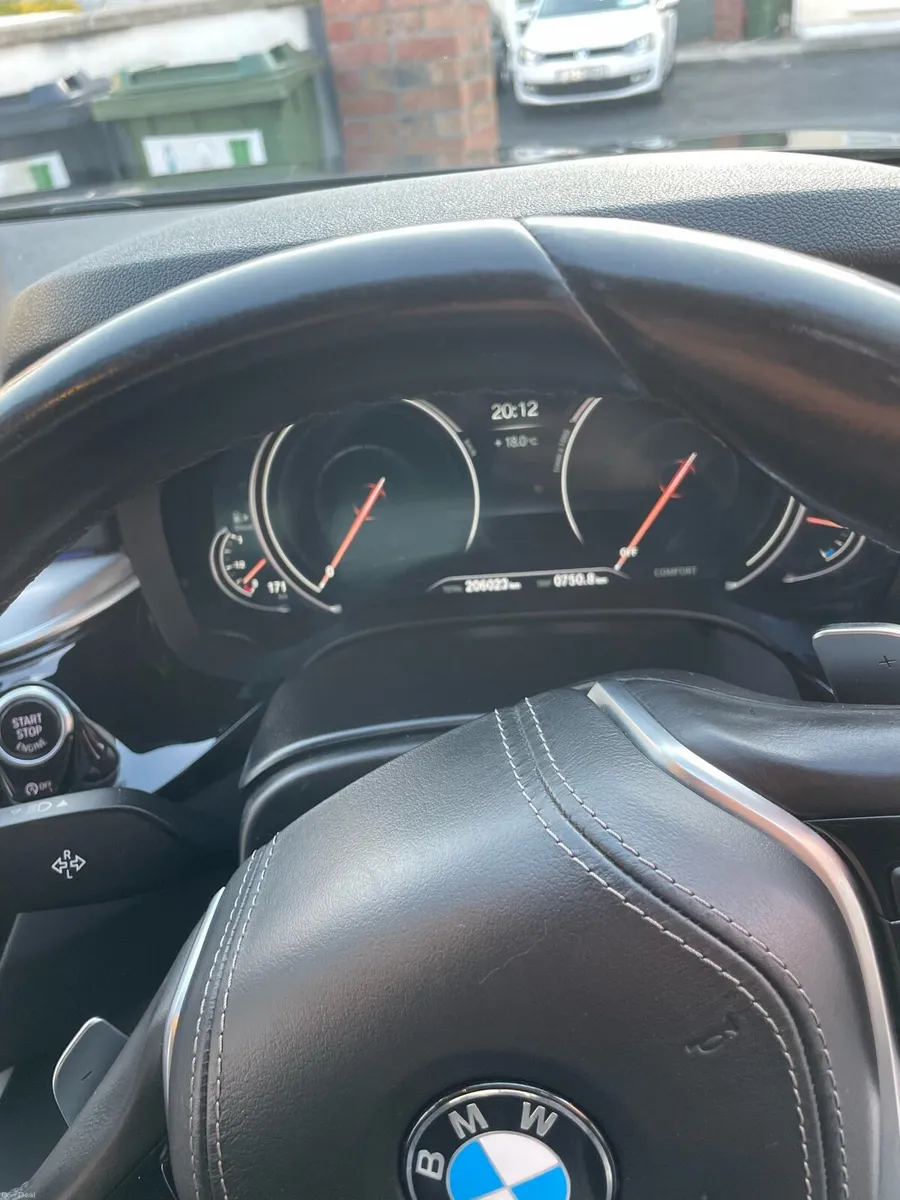 Bmw 520 - Image 4