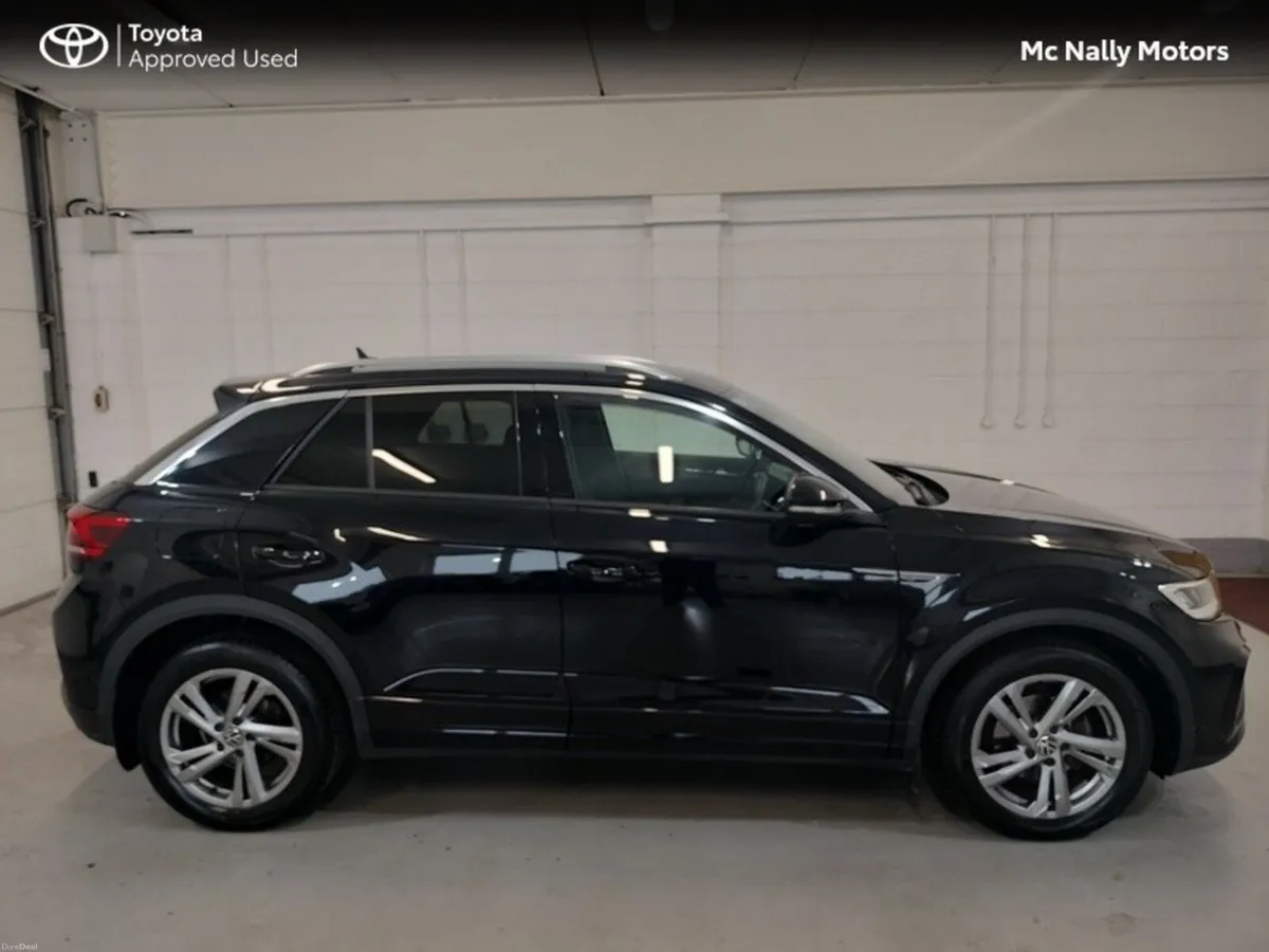 Volkswagen T-Roc 232 R-LINE 2.0 TDI MANUAL 6SPEED - Image 3