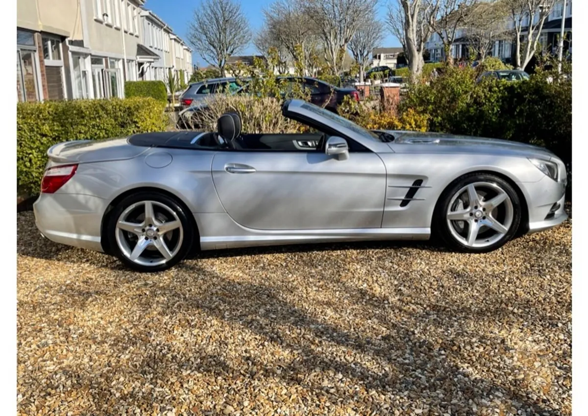 Mercedes-Benz SL-Class 350 AMG SPORT - Image 5