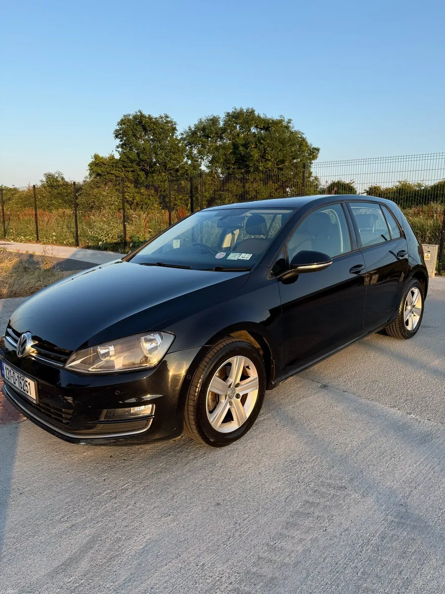 Volkswagen Golf 1.6TDI low mileage only 84000km - Image 3