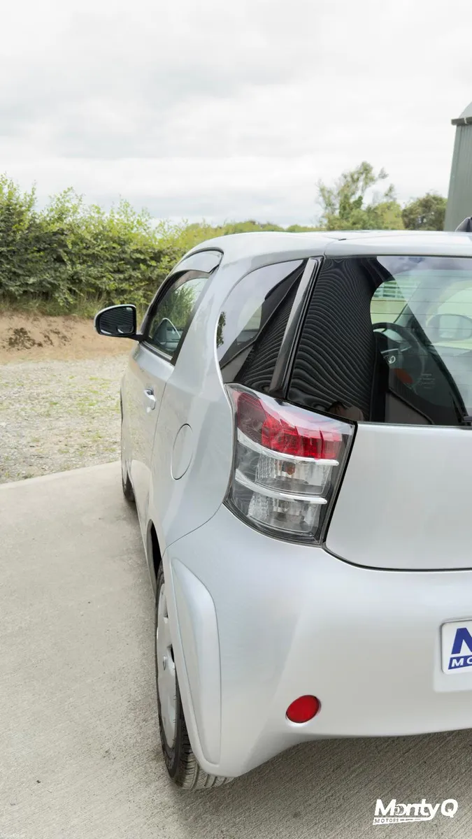 2011 Toyota iQ Automatic - low km - Image 6