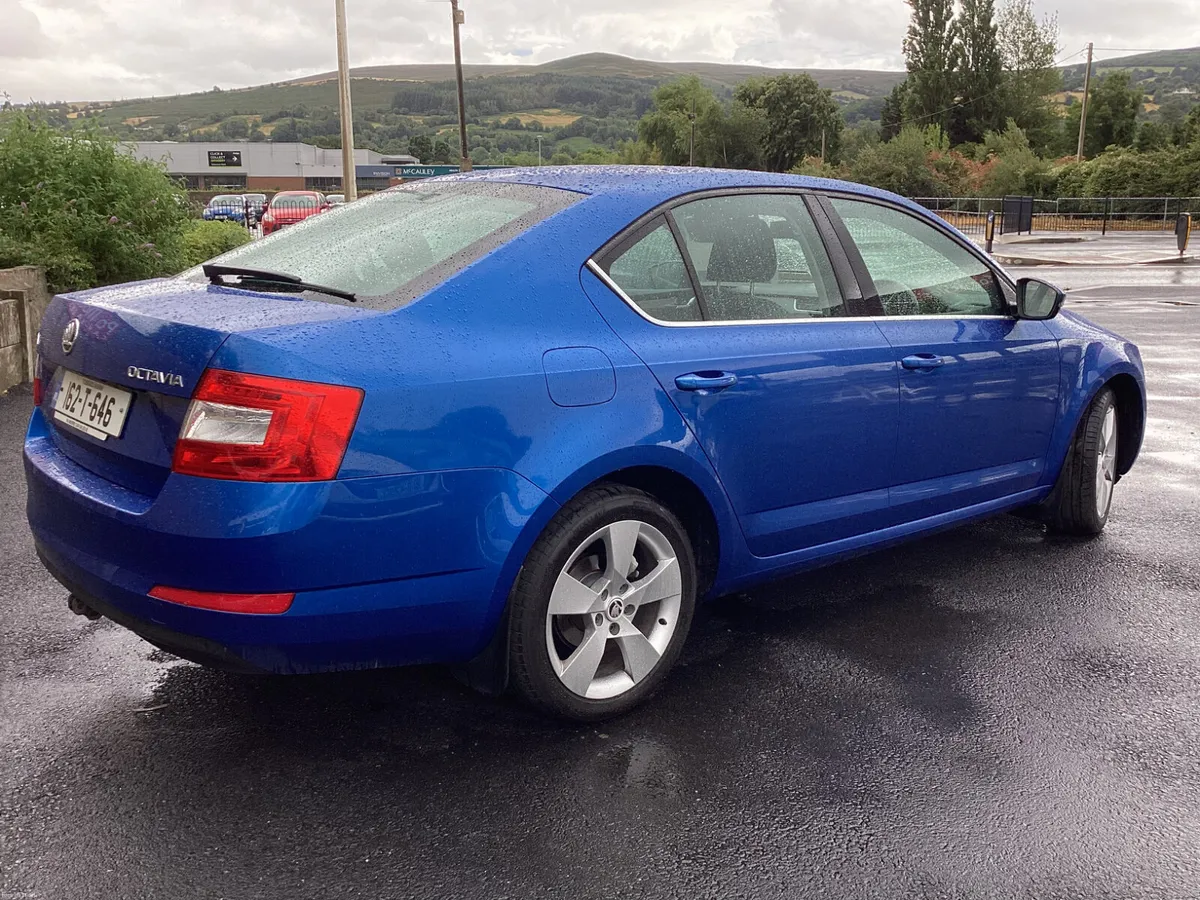 Skoda Octavia ** CAMERA - Image 4