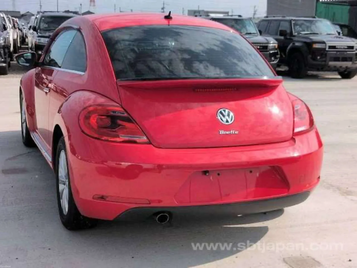 2013 VW Beetle  Immaculate Condition   Automatic - Image 3