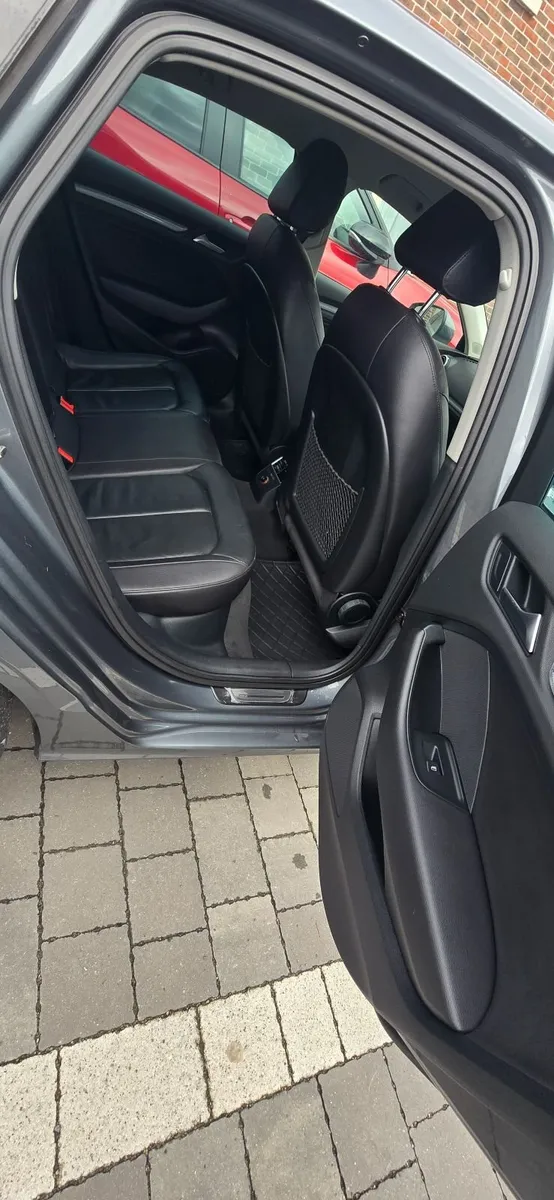 Audi A3 2015 - Image 5