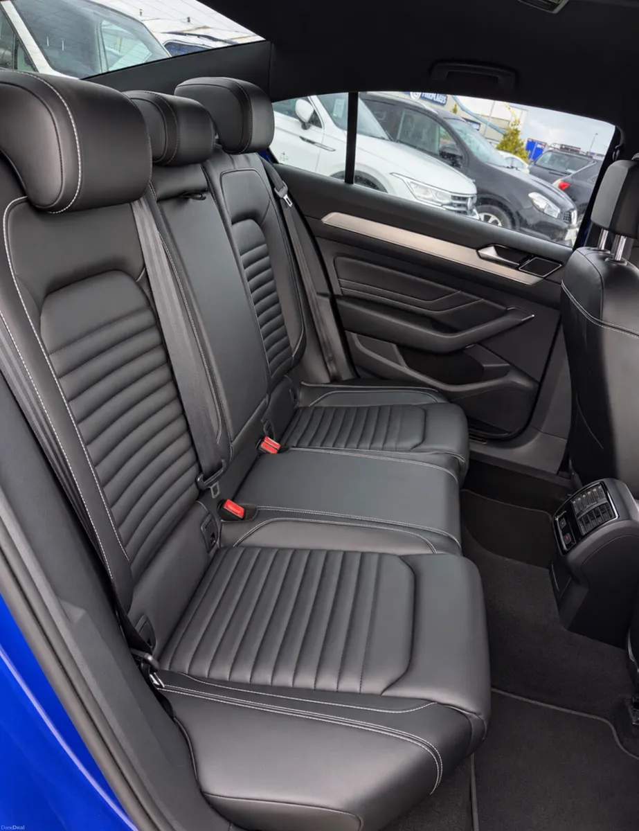 212 Volkswagen Passat 2.0 TDI 150HP R LINE - Image 5