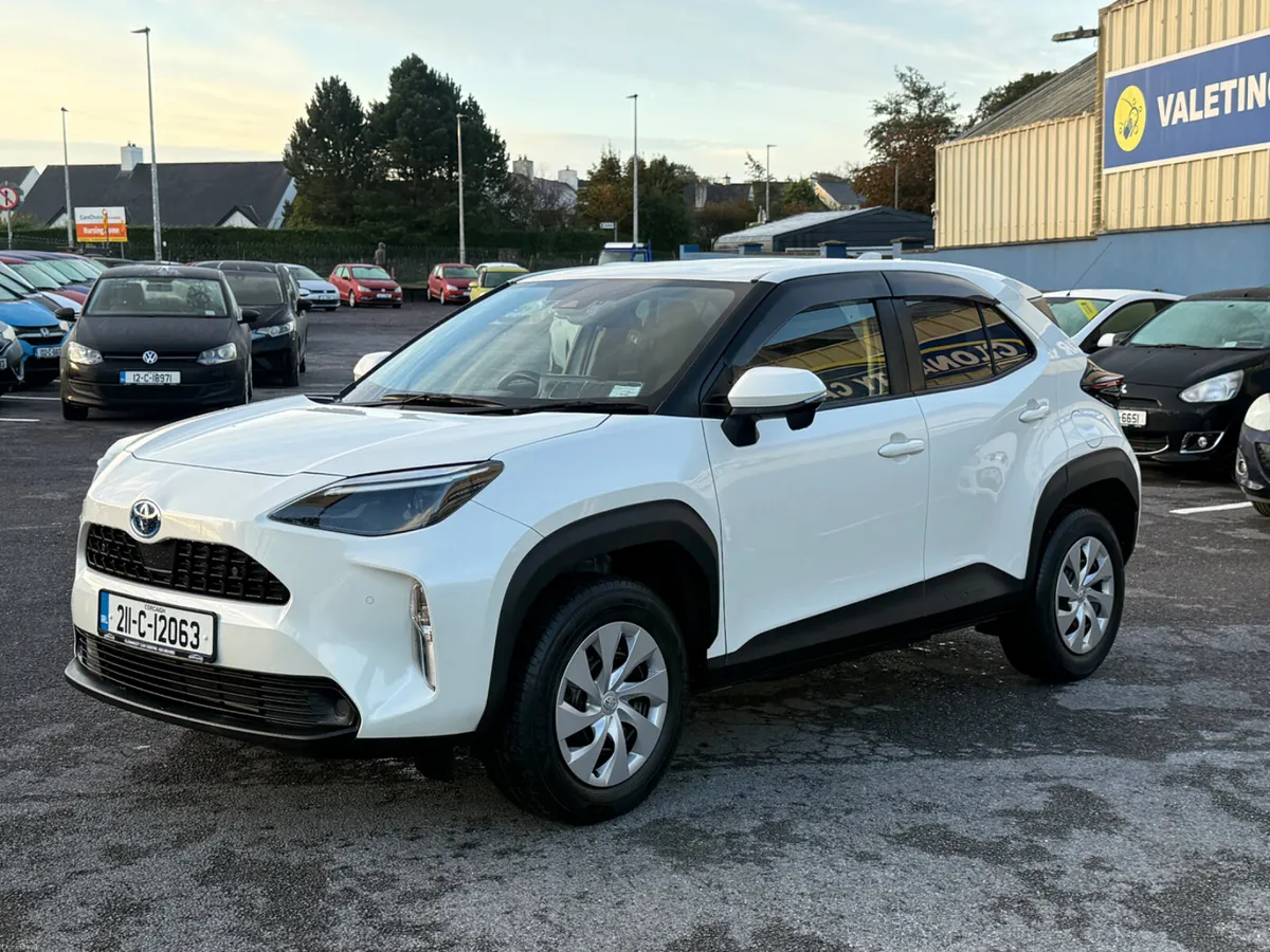 Toyota Yaris Cross SelfCharging Hybrid - Image 1