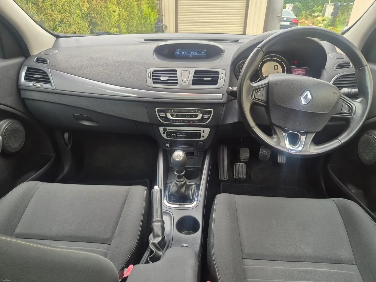 Renault Megane 2016 - Image 6