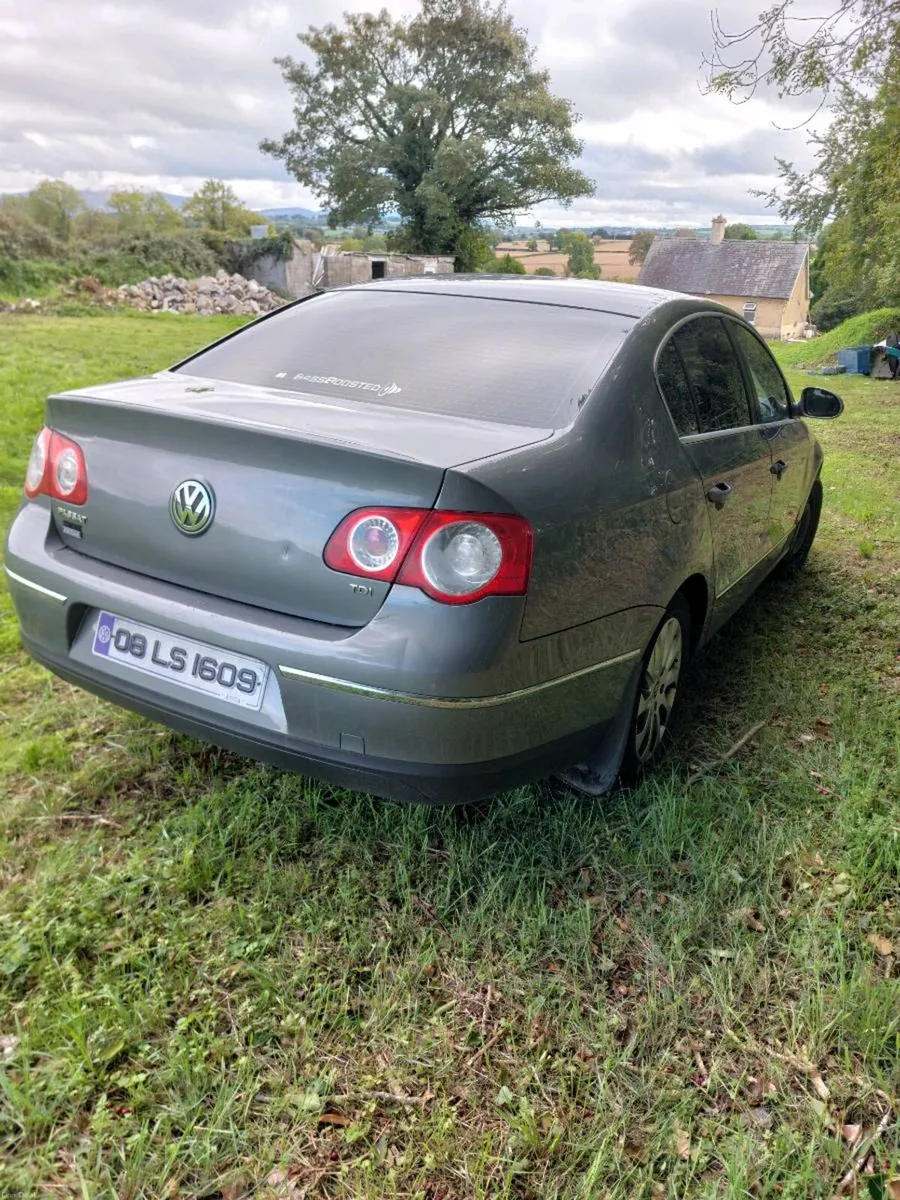 VW Passat - Image 2