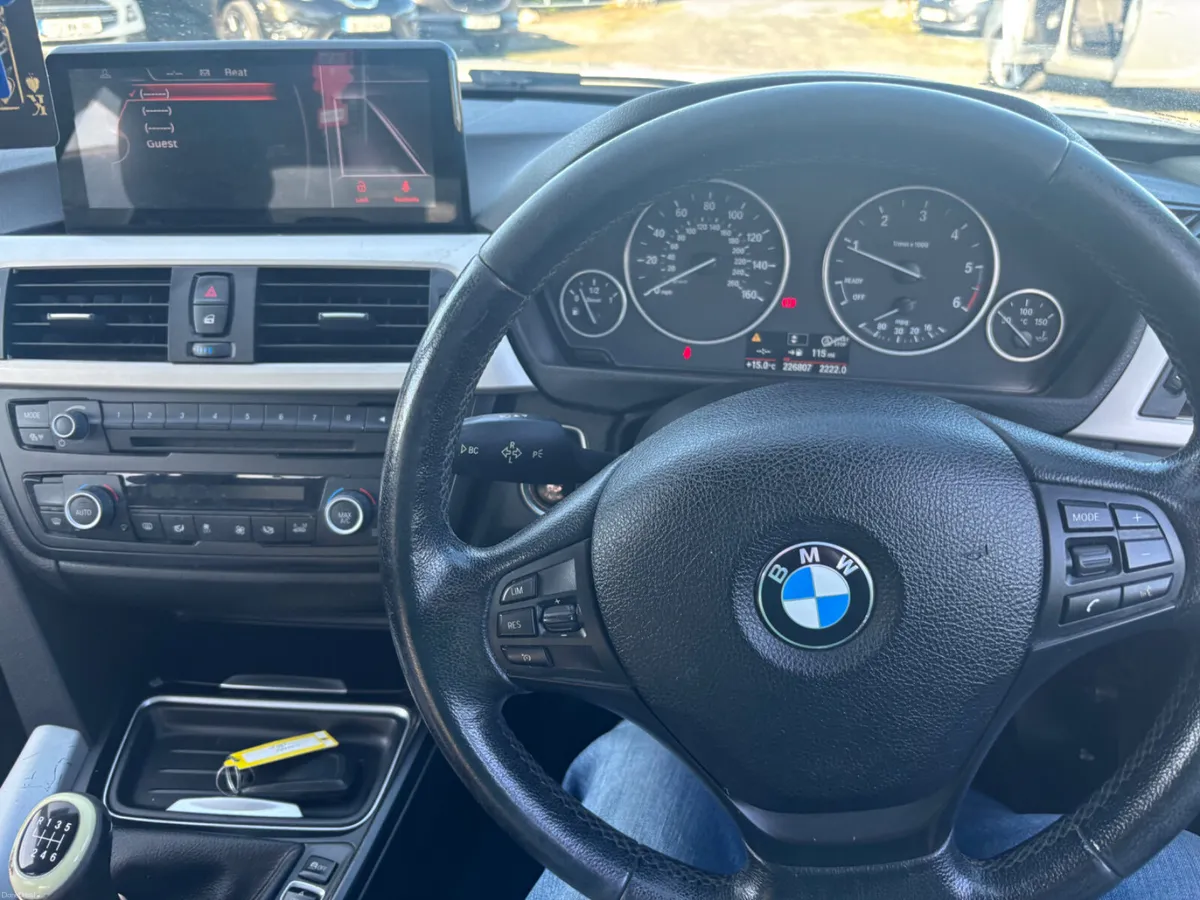 BMW 3-Series 2014 - Image 6