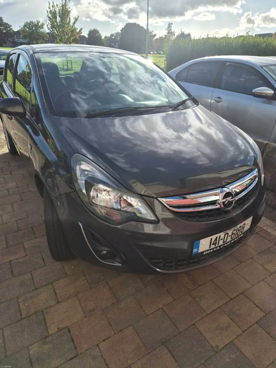 Opal Corsa - Image 1